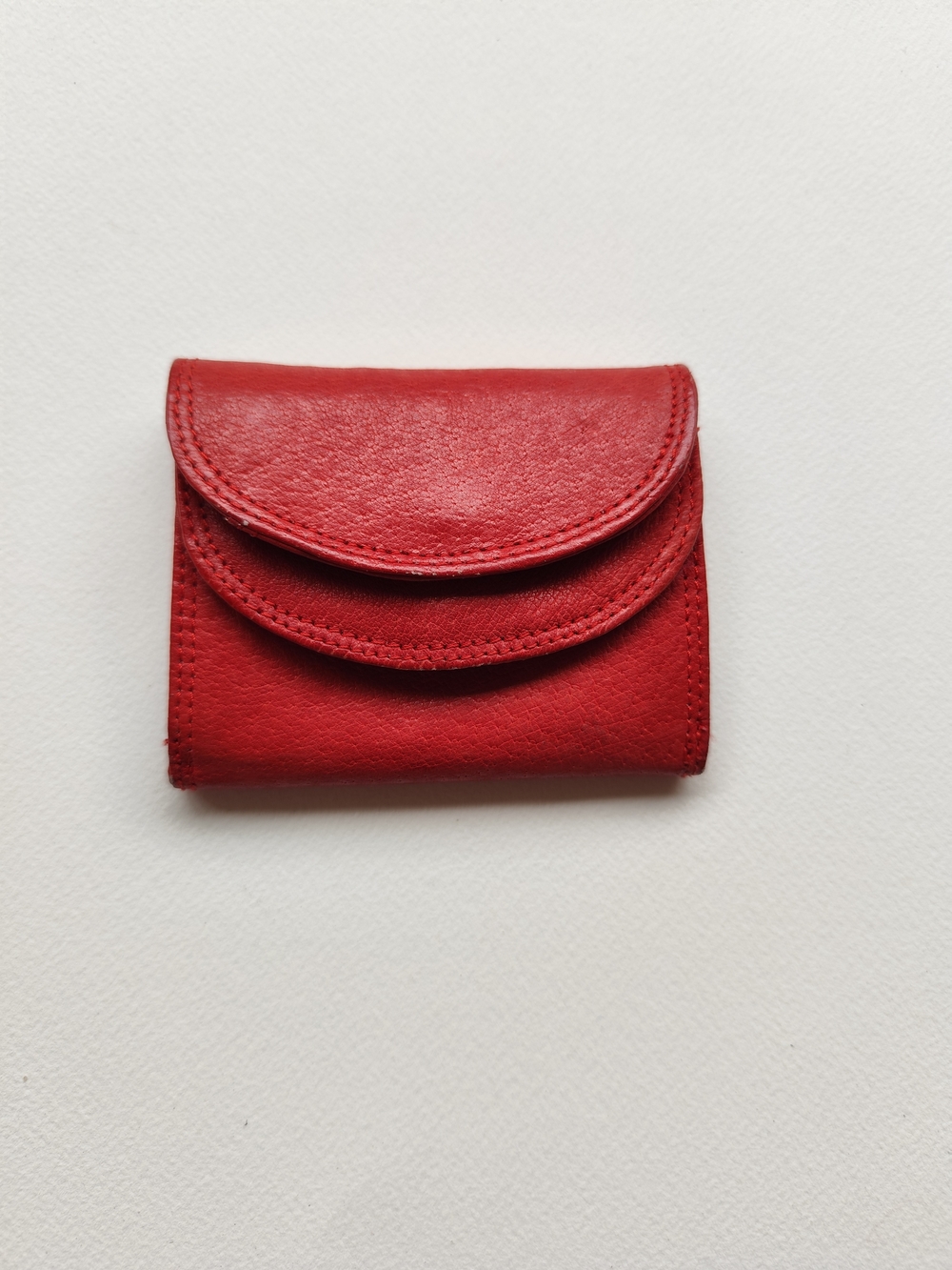 3/$25💙Red Leather Compact Wallet